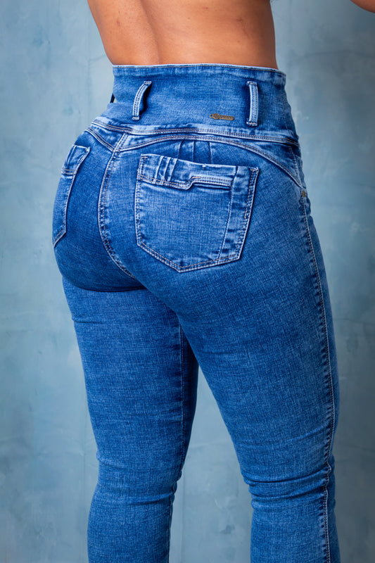 jean-levanta-cola-con-bolsillos-5672